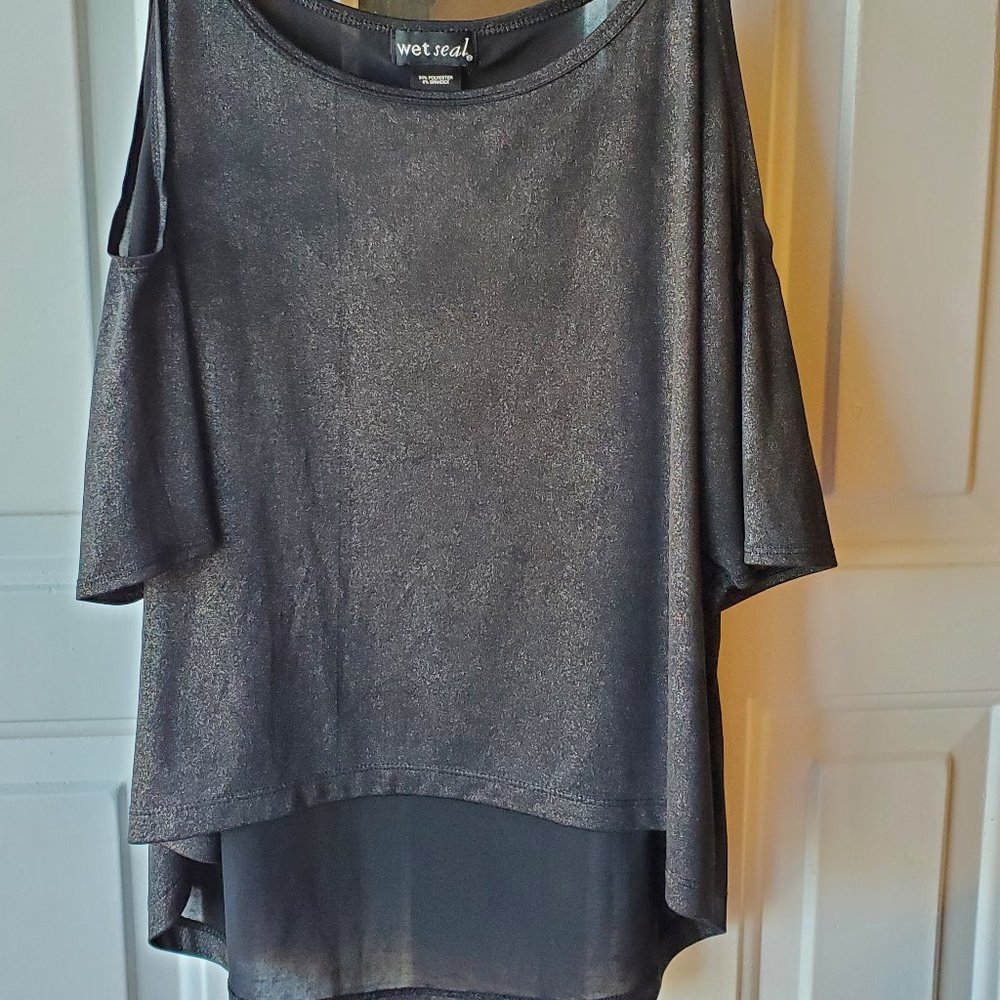 Women's Wet Seal Black and Silver Cold Shoulder Top - Size Large
